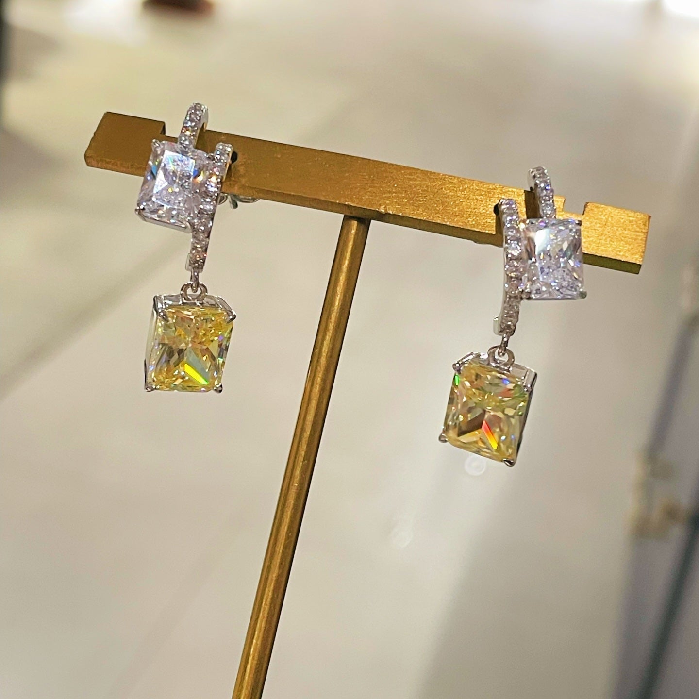 Double - Layer Illusion Yellow & White Diamond Drop Earrings - floysun