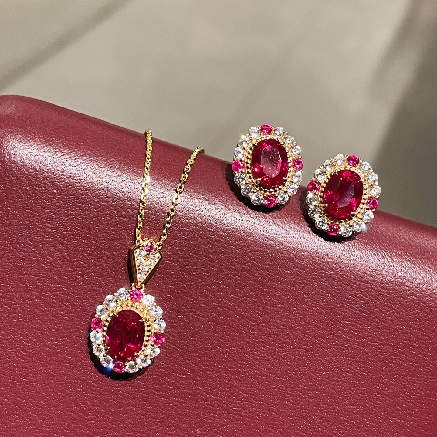 Duchess Series Oval Red Ruby Stud Earrings - floysun