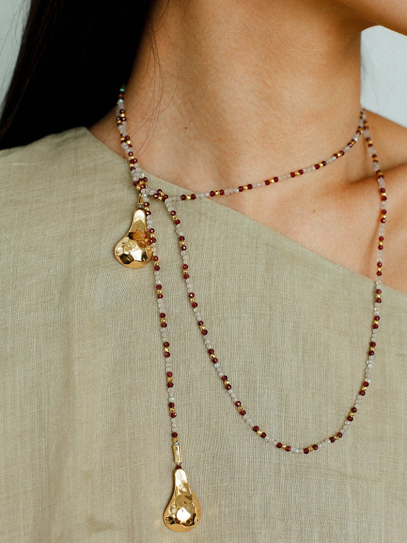 Dusk Spoon – Flash Stone & Garnet Beaded Necklace with Vintage Spoon Pendant - floysun