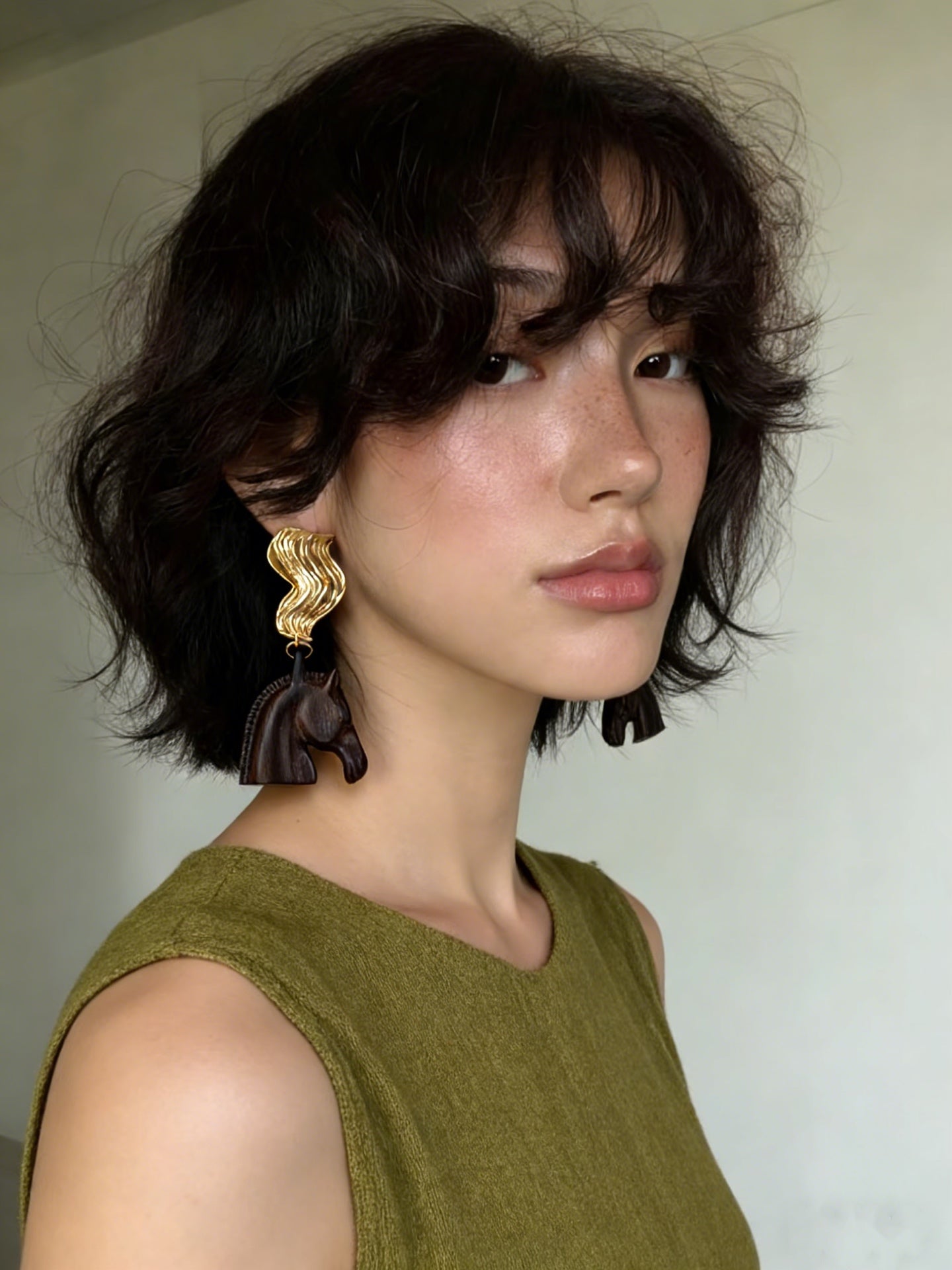 Ebony Horse Head Statement Earrings - floysun