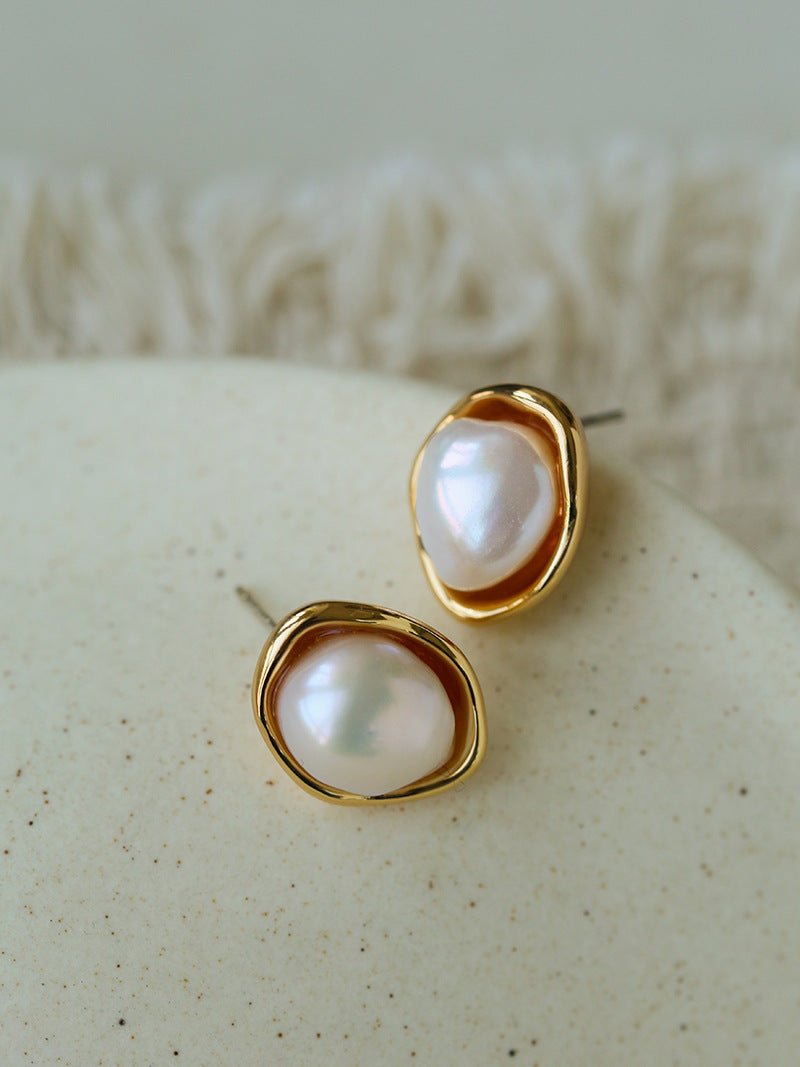 Elegant Minimalist Oval Freshwater Pearl Stud Earrings - floysun