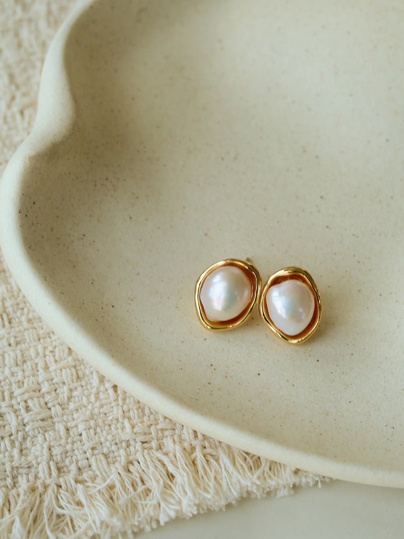 Elegant Minimalist Oval Freshwater Pearl Stud Earrings - floysun