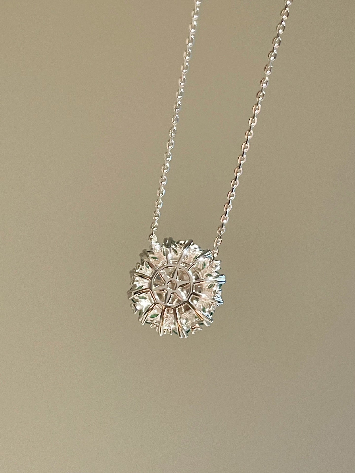 Emerald Mist Jade Chalcedony Necklace - floysun