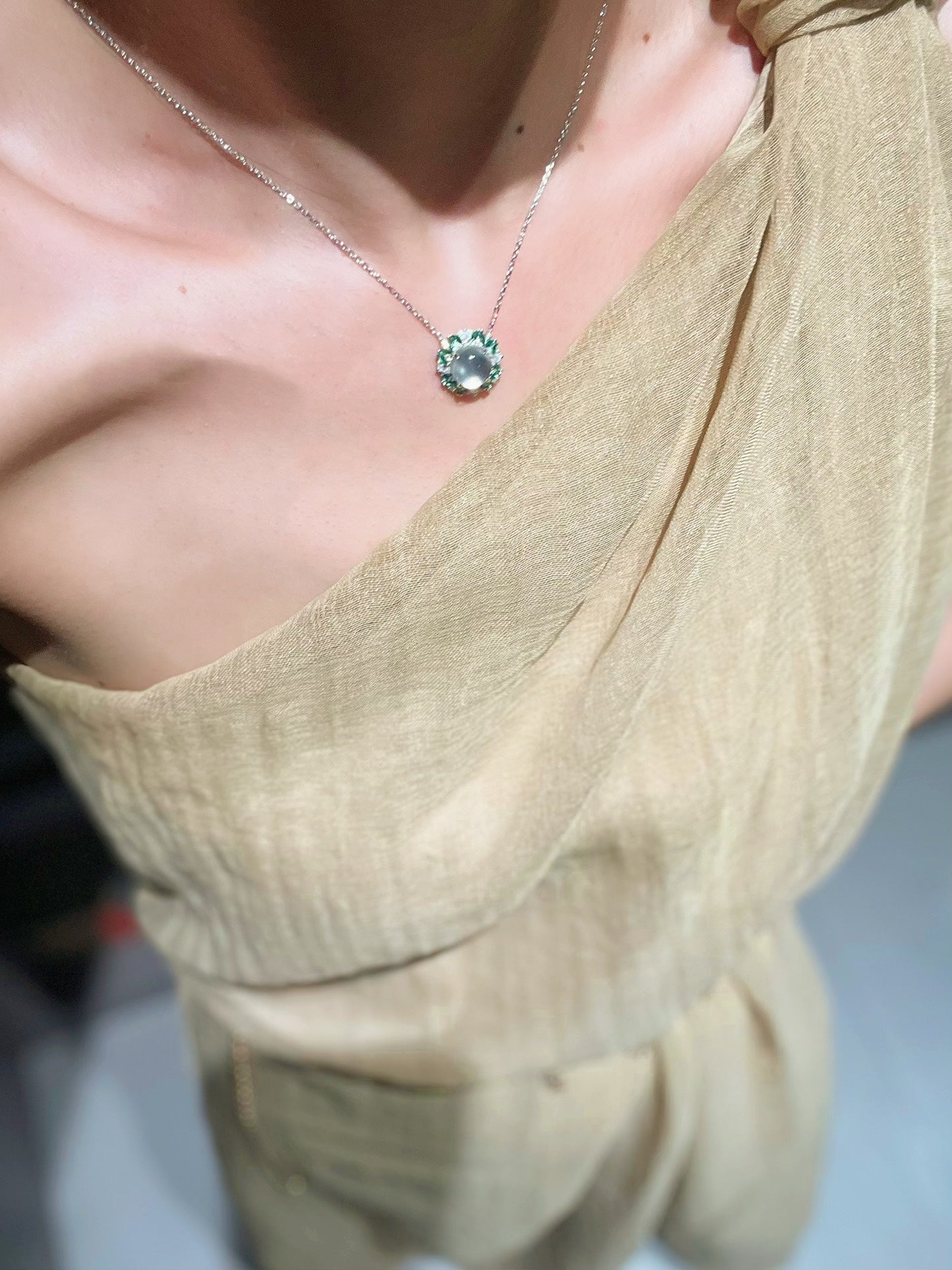 Emerald Mist Jade Chalcedony Necklace - floysun