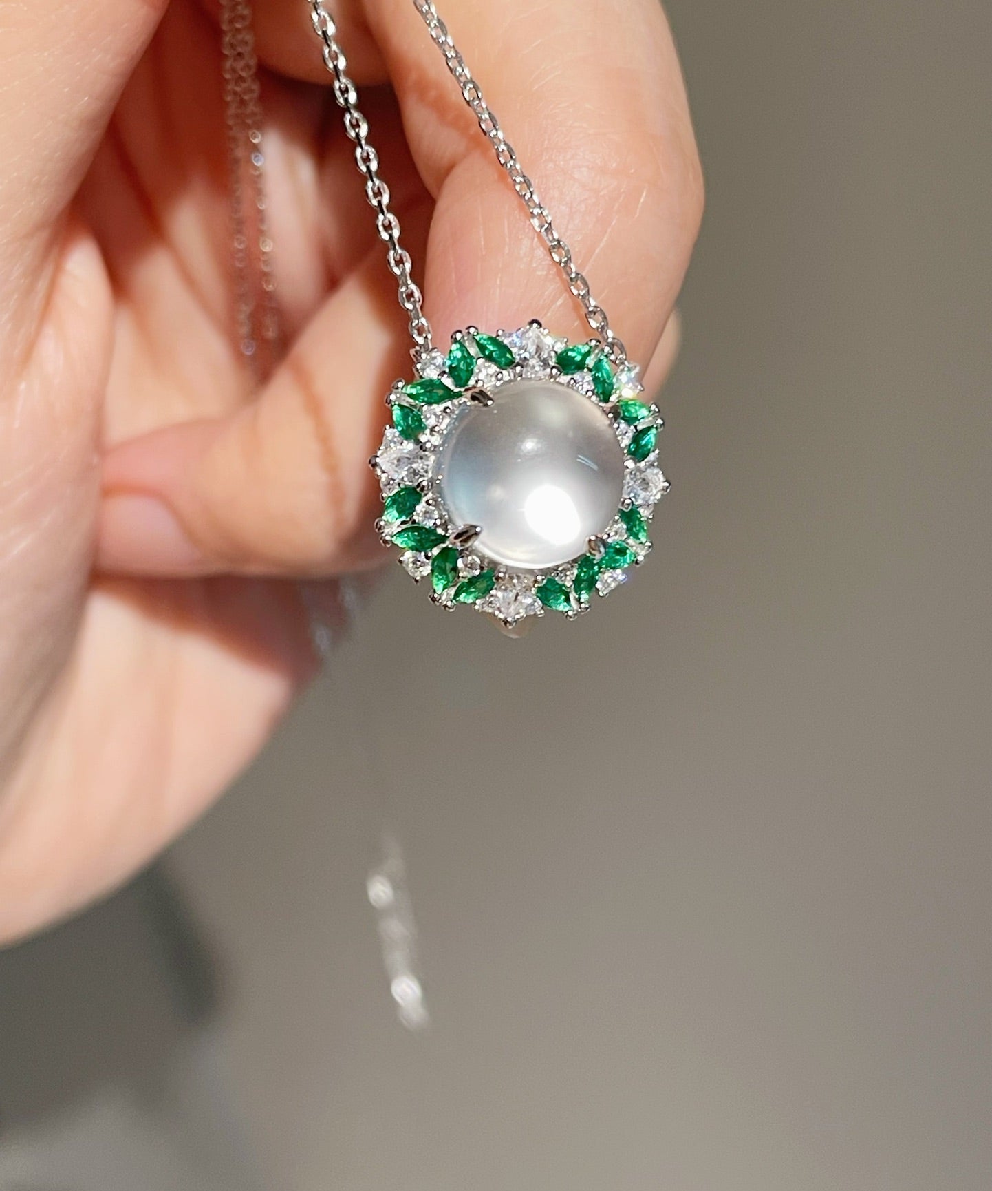 Emerald Mist Jade Chalcedony Necklace - floysun