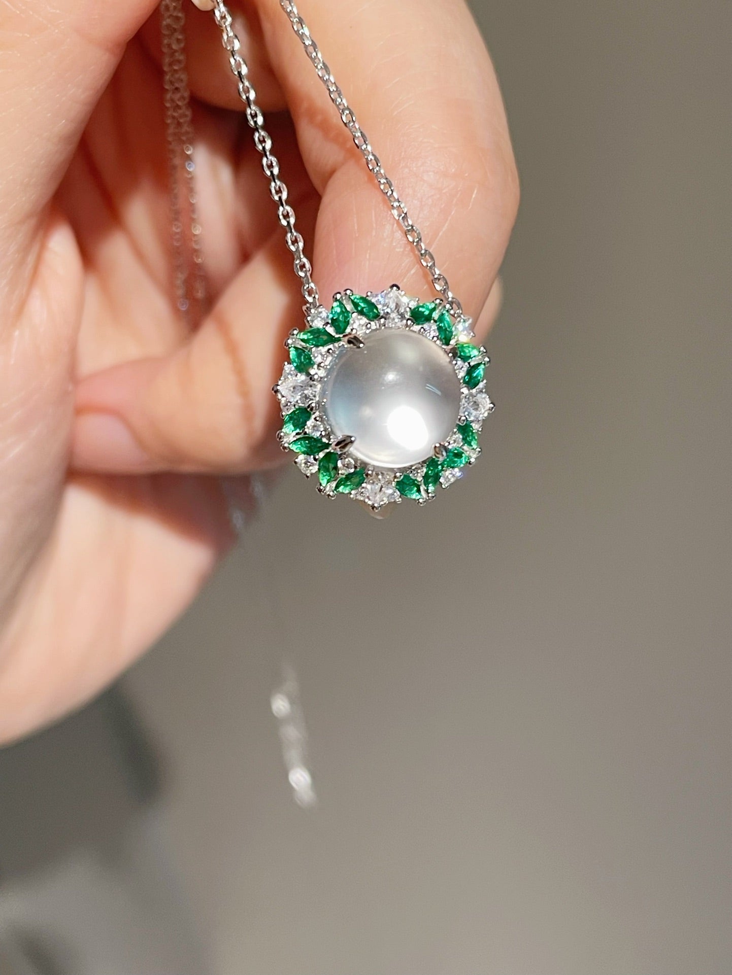 Emerald Mist Jade Chalcedony Necklace - floysun