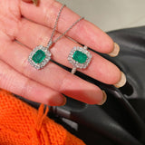 Emerald Radiance Necklace – Classic Statement Edition - floysun