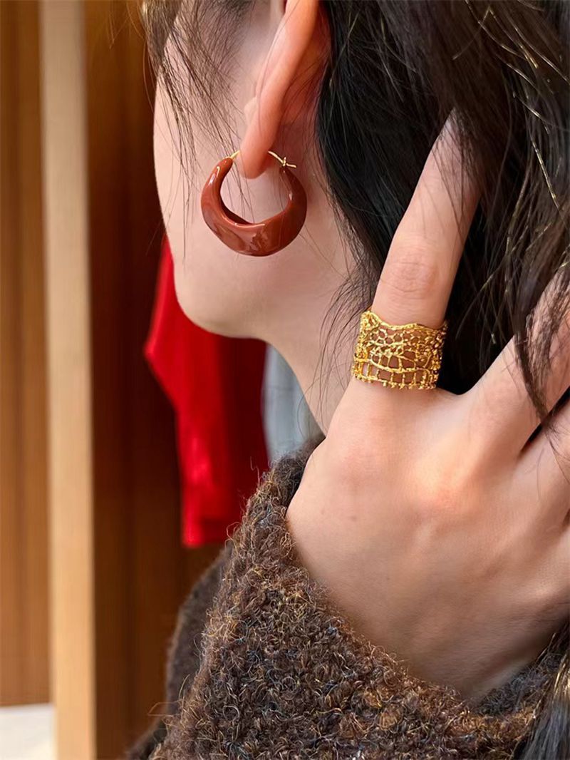 Enamel Twisted Geometric Hoop Earrings - floysun