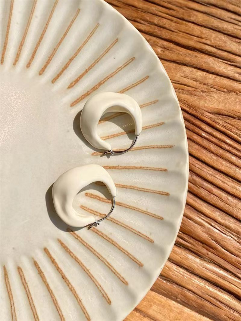 Enamel Twisted Geometric Hoop Earrings - floysun
