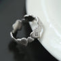 Engraved Heart Cluster Zirconia Ring - floysun