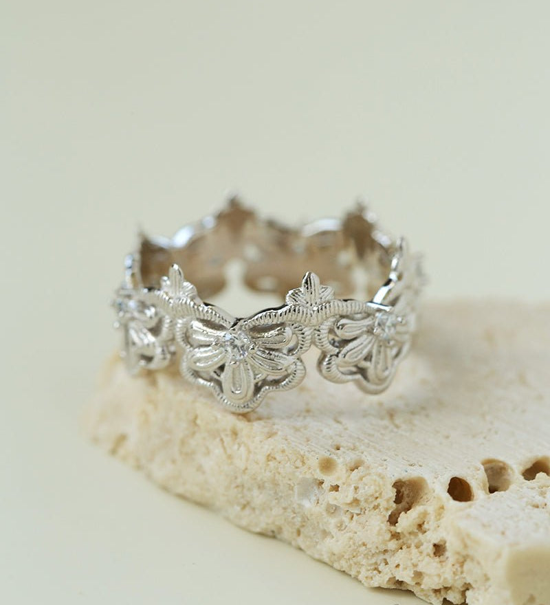Engraved Lace Edge Ring – Brushed 925 Sterling Silver - floysun