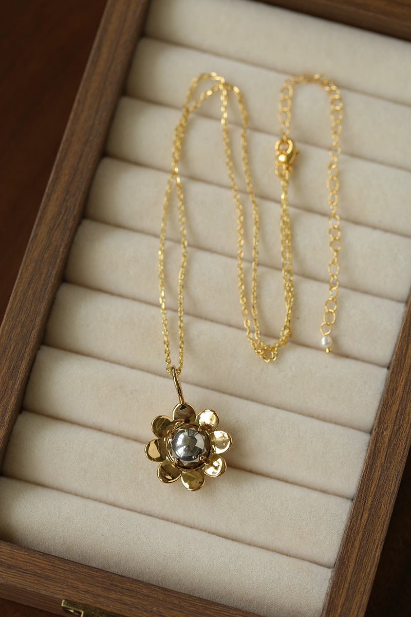 Eternal Blue Turquoise & Lucent Glass Floral Pendant Necklace - floysun