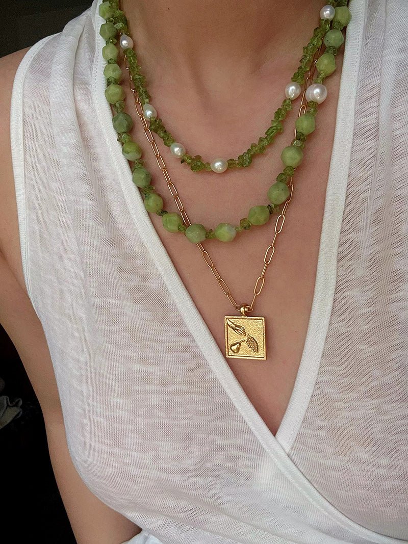 Ethereal Glow - Natural Peridot Chips & Pearl Choker Necklace - floysun