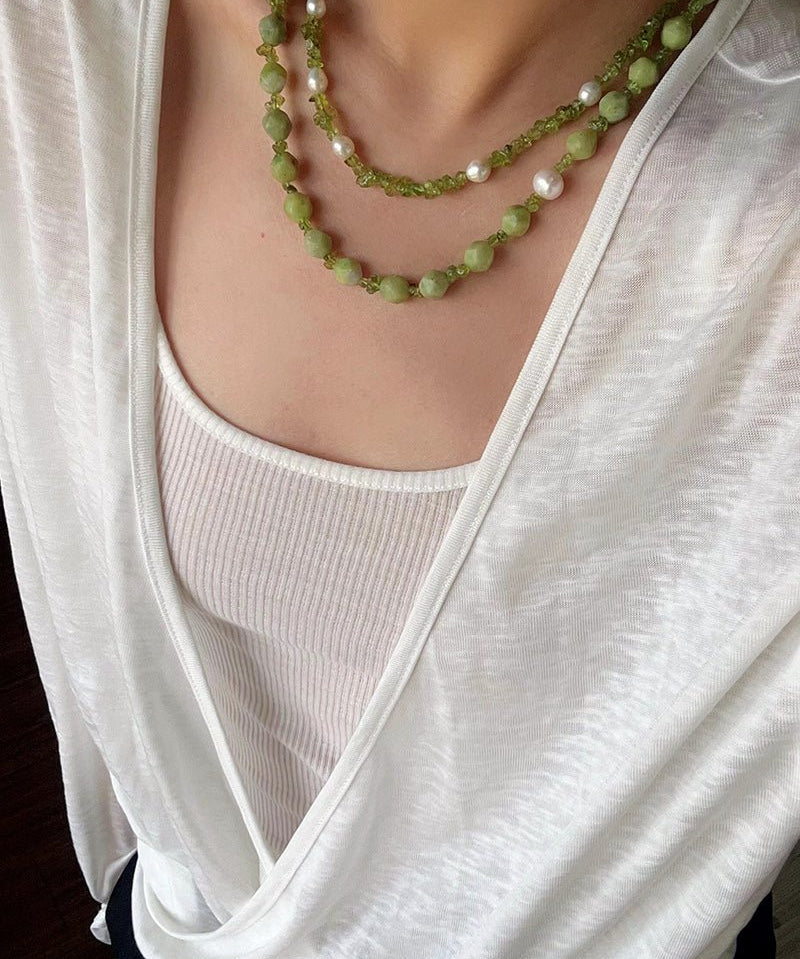 Ethereal Glow - Natural Peridot Chips & Pearl Choker Necklace - floysun