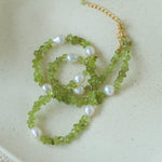 Ethereal Glow - Natural Peridot Chips & Pearl Choker Necklace - floysun