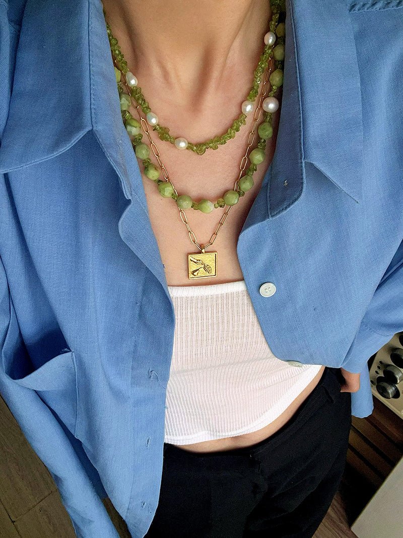 Ethereal Glow - Natural Peridot Chips & Pearl Choker Necklace - floysun