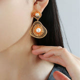Fashionable Hollow Ripple Double Pearl Earrings - floysun