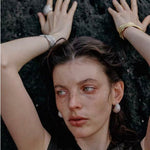 “Fat Moon” Matte Crescent Stud Earrings - floysun