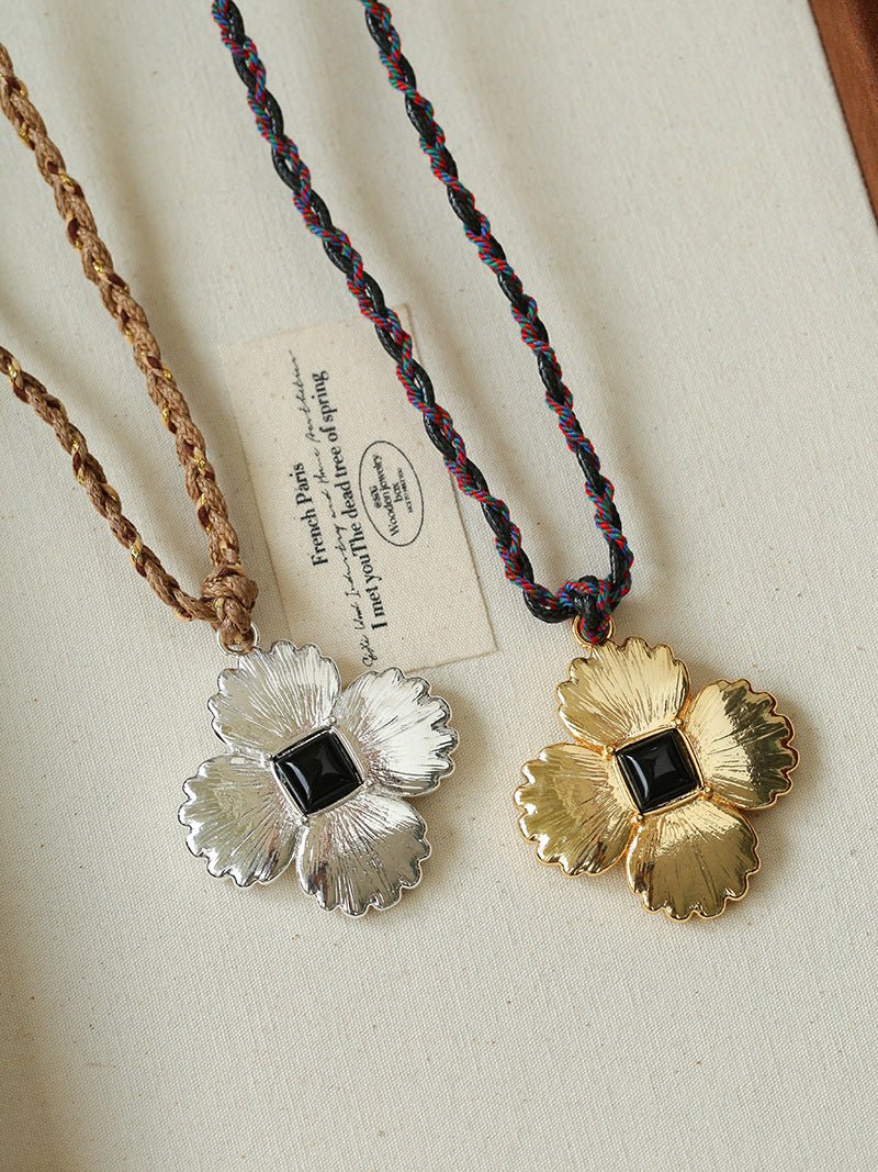 “Fortune Circle” Shell Hibiscus & Clover Long Necklace - floysun