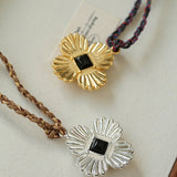 “Fortune Circle” Shell Hibiscus & Clover Long Necklace - floysun