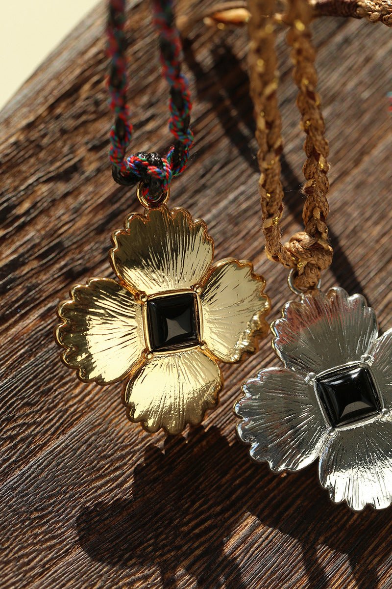 “Fortune Circle” Shell Hibiscus & Clover Long Necklace - floysun