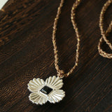 “Fortune Circle” Shell Hibiscus & Clover Long Necklace - floysun