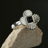 “Fortune Circle” Shell Hibiscus & Clover Ring - floysun