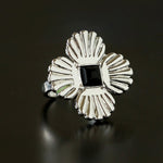 “Fortune Circle” Shell Hibiscus & Clover Ring - floysun