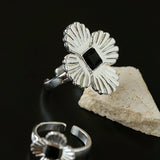 “Fortune Circle” Shell Hibiscus & Clover Ring - floysun