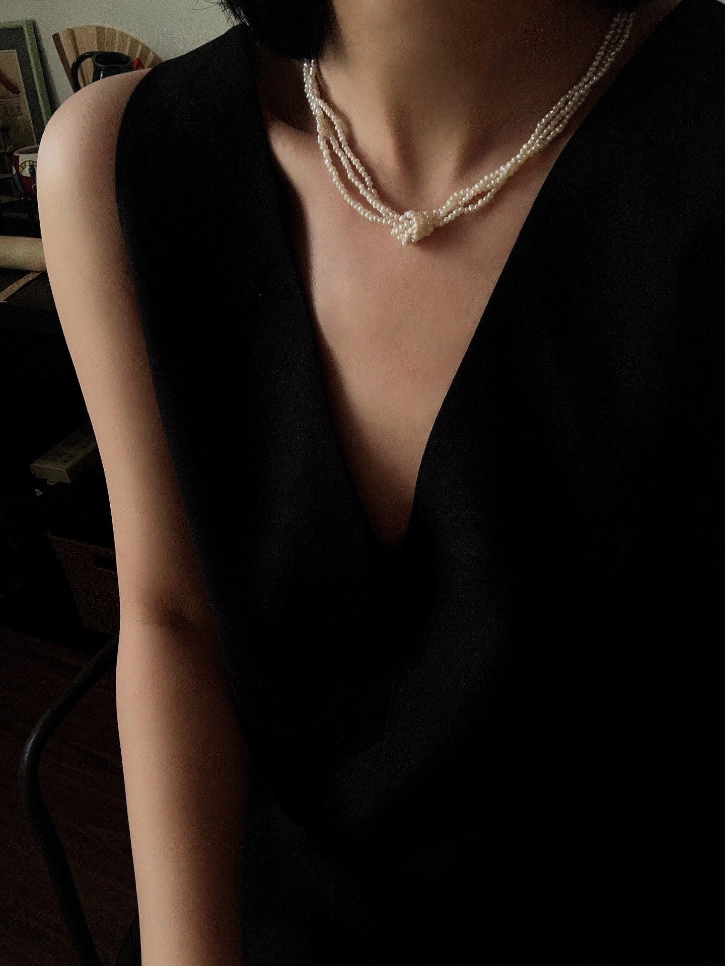 French Chic Multi - Layer Rice Pearl Choker - Hand - Knotted Natural Freshwater Pearl Necklace - floysun