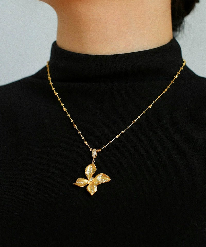 French Luxe Brushed Metal Butterfly Necklace - floysun