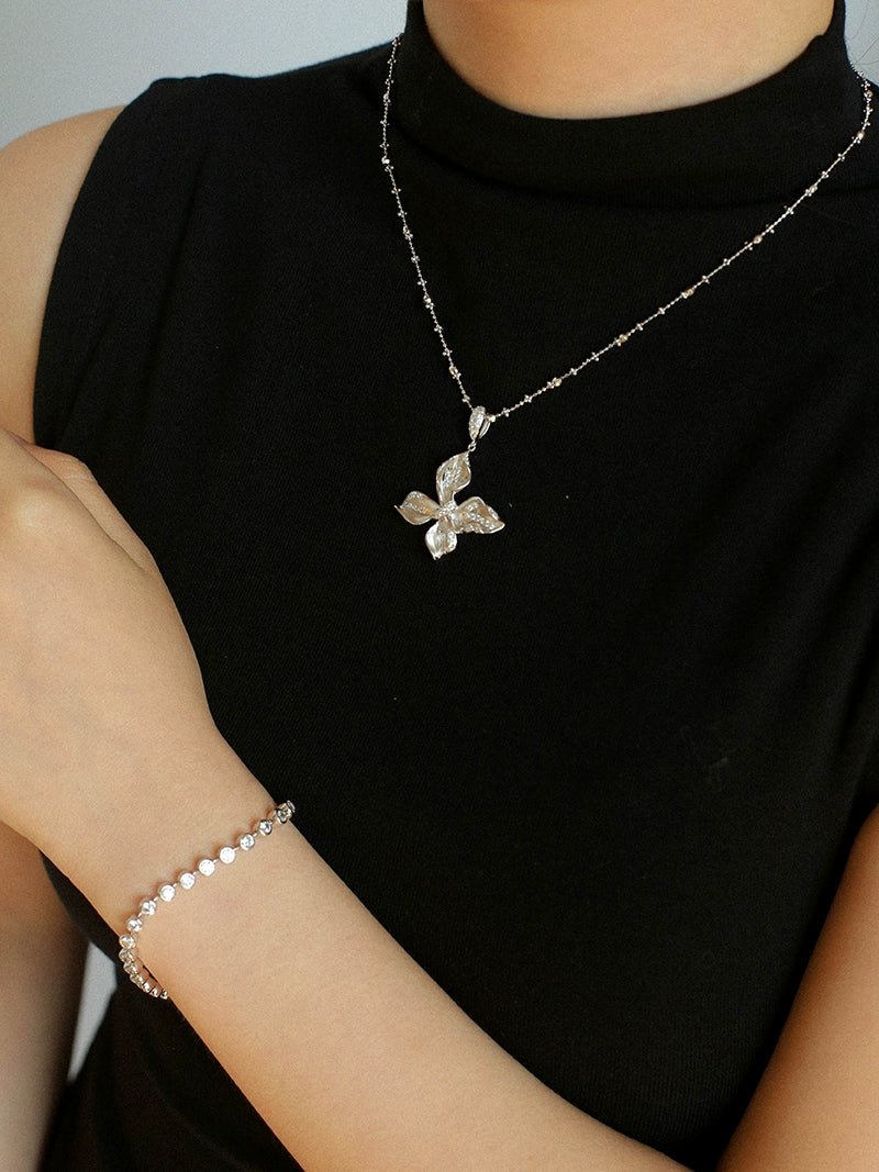 French Luxe Brushed Metal Butterfly Necklace - floysun