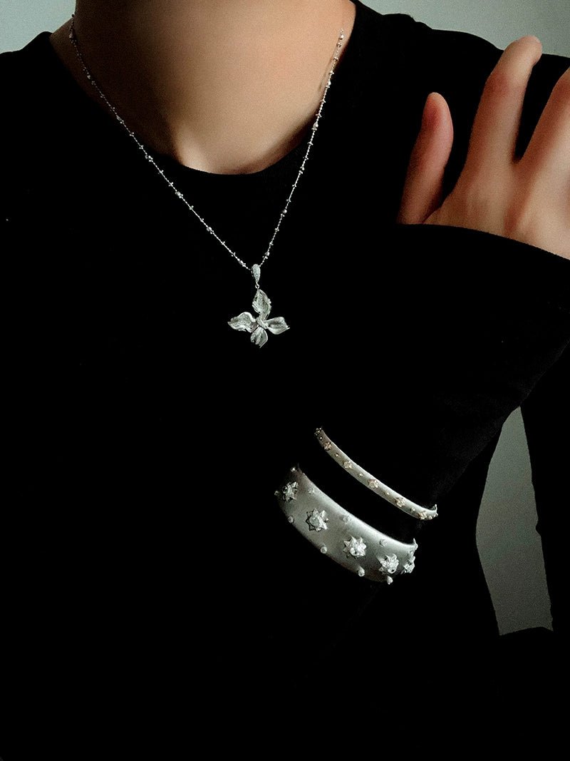 French Luxe Brushed Metal Butterfly Necklace - floysun