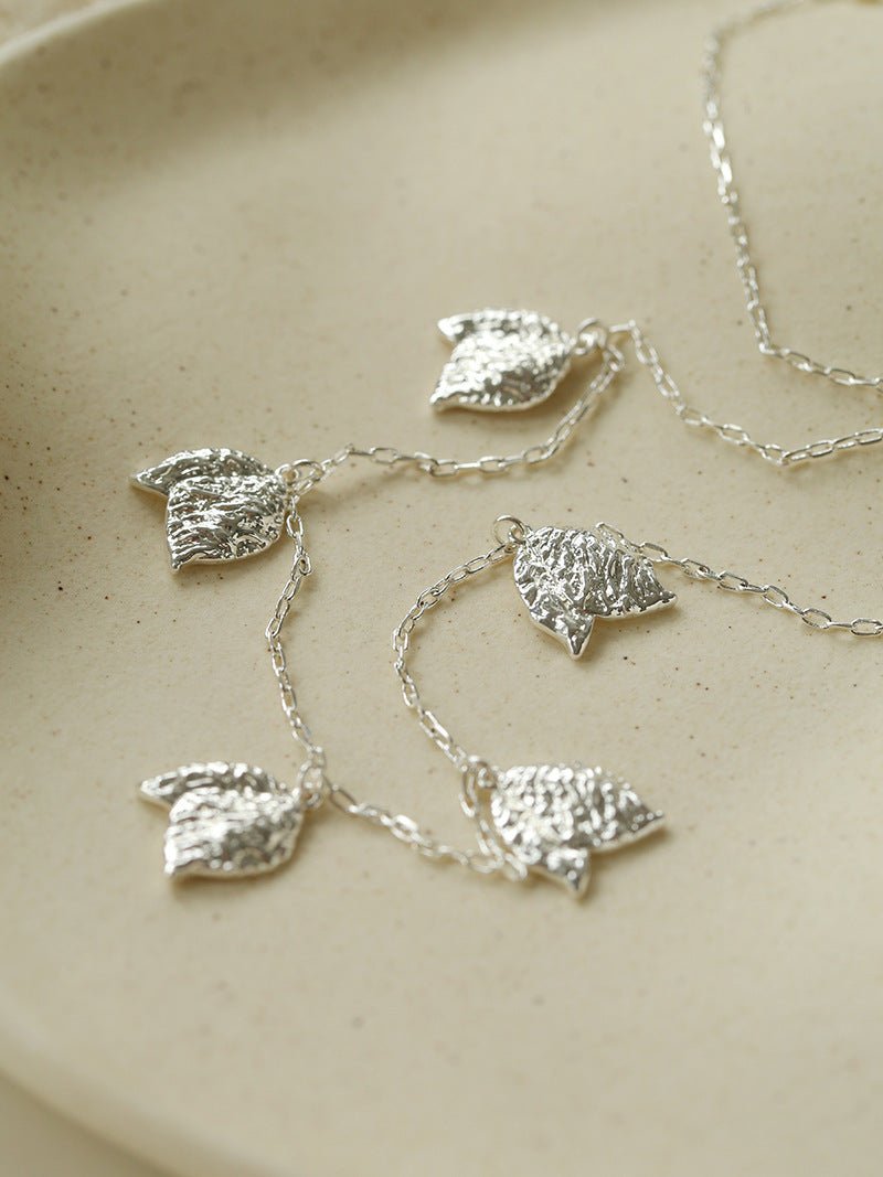 French Textured Tulip Station Choker - Liquid Metal Hammered Floral Layering Necklace - floysun