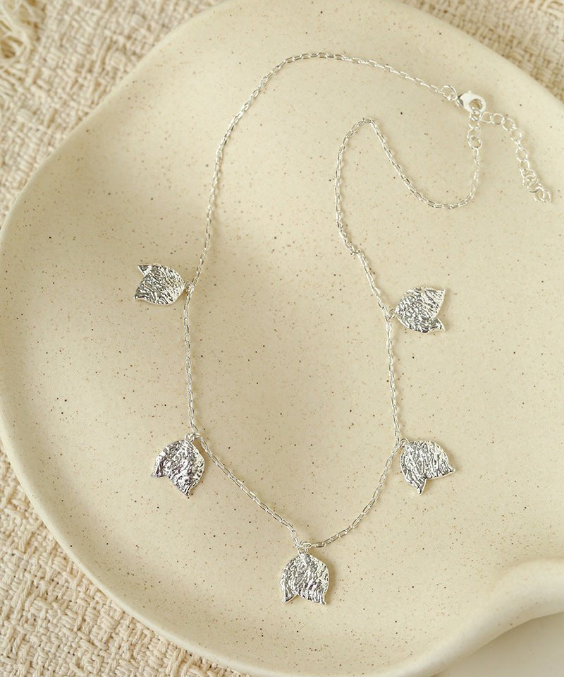 French Textured Tulip Station Choker - Liquid Metal Hammered Floral Layering Necklace - floysun