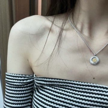 French Vintage 925 Sterling Silver Daisy Necklace - floysun