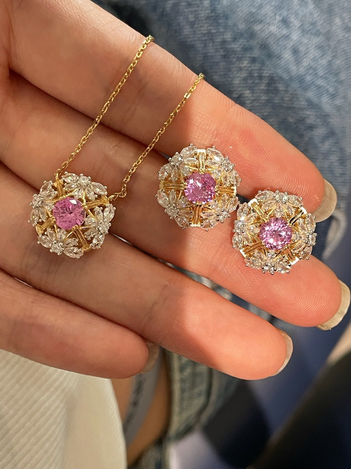 French Vintage Lace Stud Earrings – Pink Sapphire Style - floysun