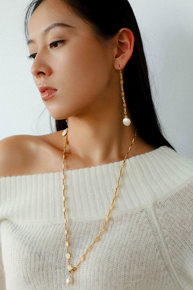 French Vintage Openwork Baroque Pearl Drop Earrings - floysun