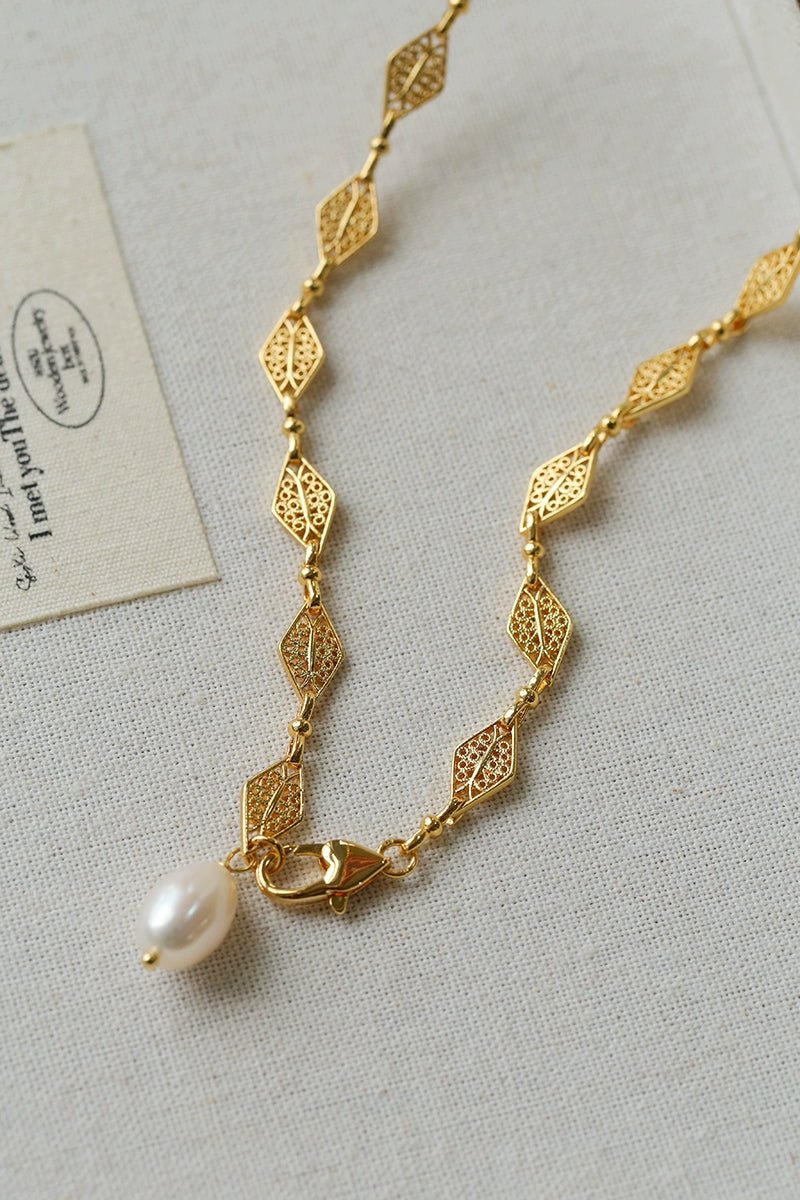 French Vintage Pearl Necklace Gold Plated Openwork Diamond Chain - floysun