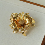 French Vintage Sculpted Daisy Brooch - floysun
