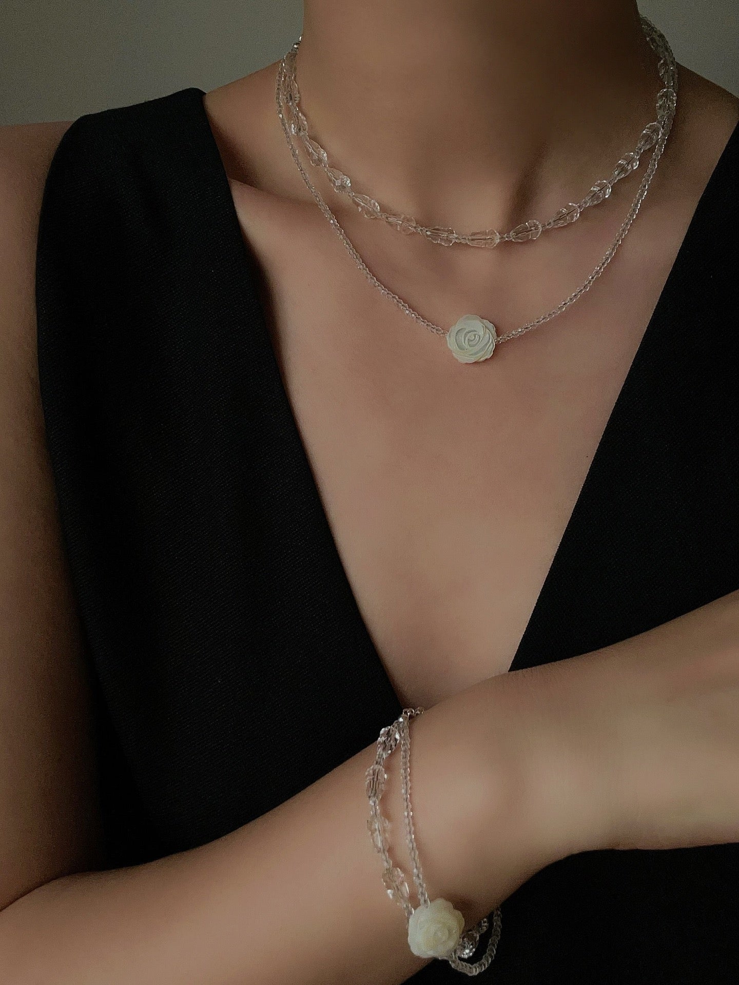 French White Shell Flower Crystal Beaded Double Layer Necklace - floysun