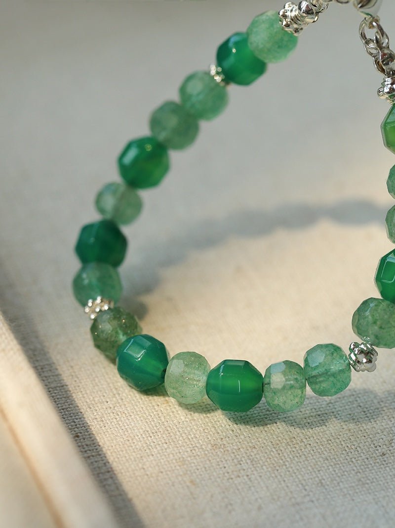 Fresh Green Strawberry Quartz Gemstone Beaded Bracelet - floysun