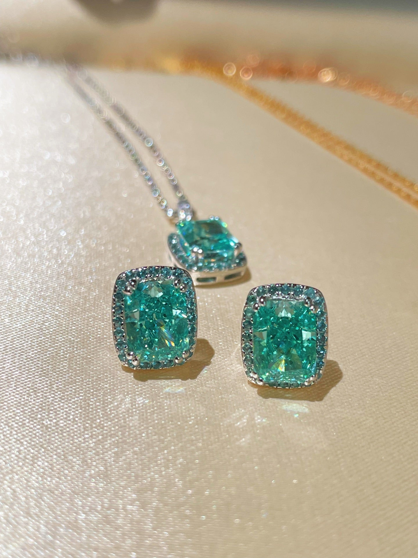 Fresh Square Synthetic Paraiba Tourmaline Sugar Cube Necklace - floysun