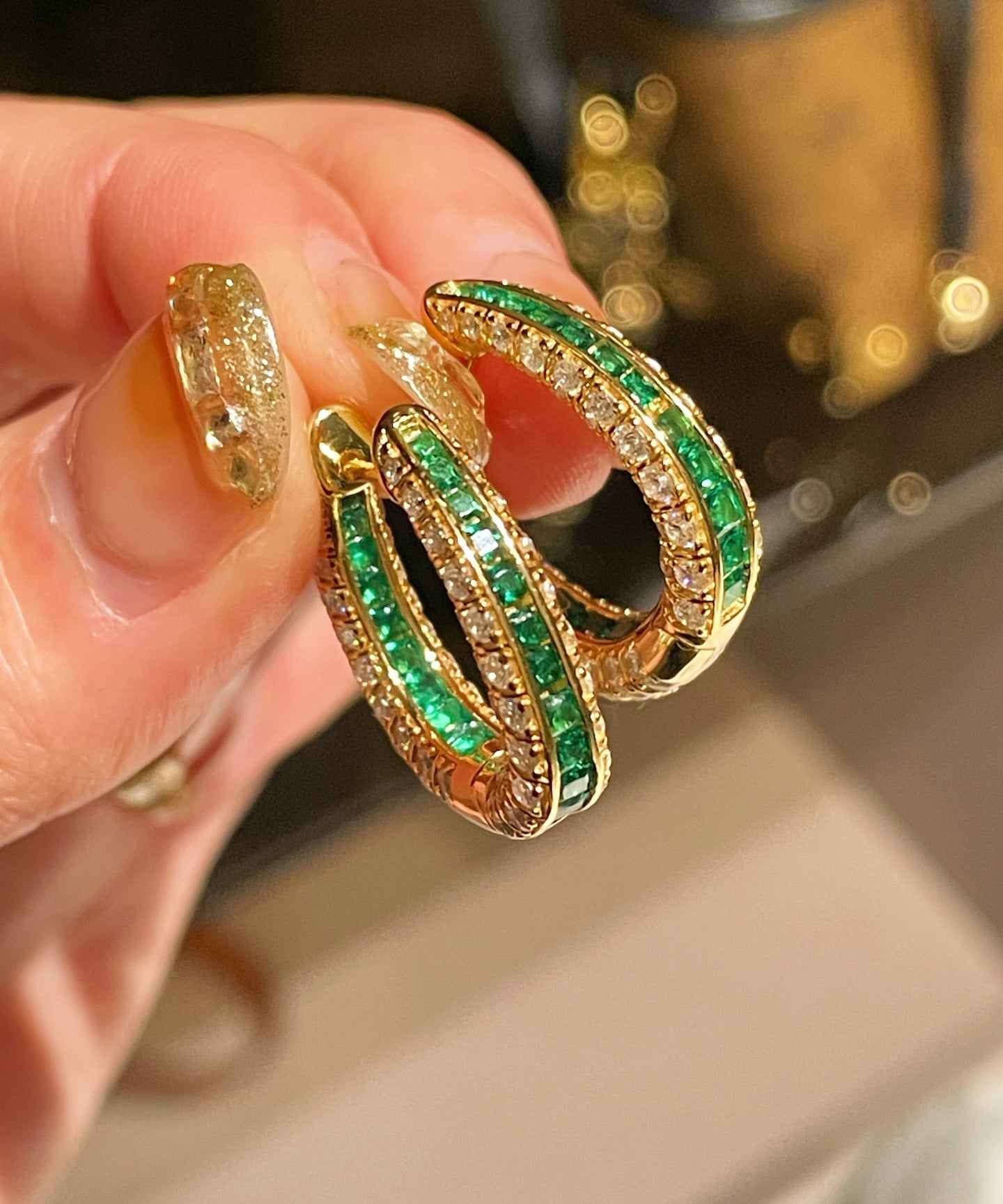 Full Diamond Emerald Serpent Hoop Earrings - floysun