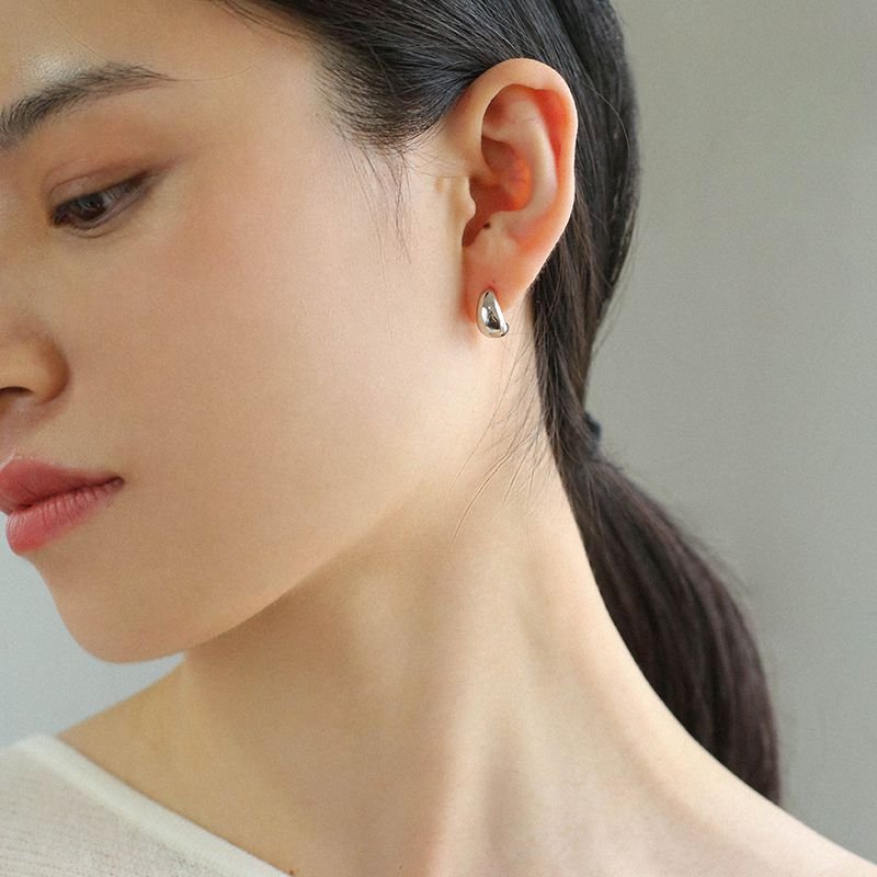 Glossy Water Drop Huggie Earrings - floysun