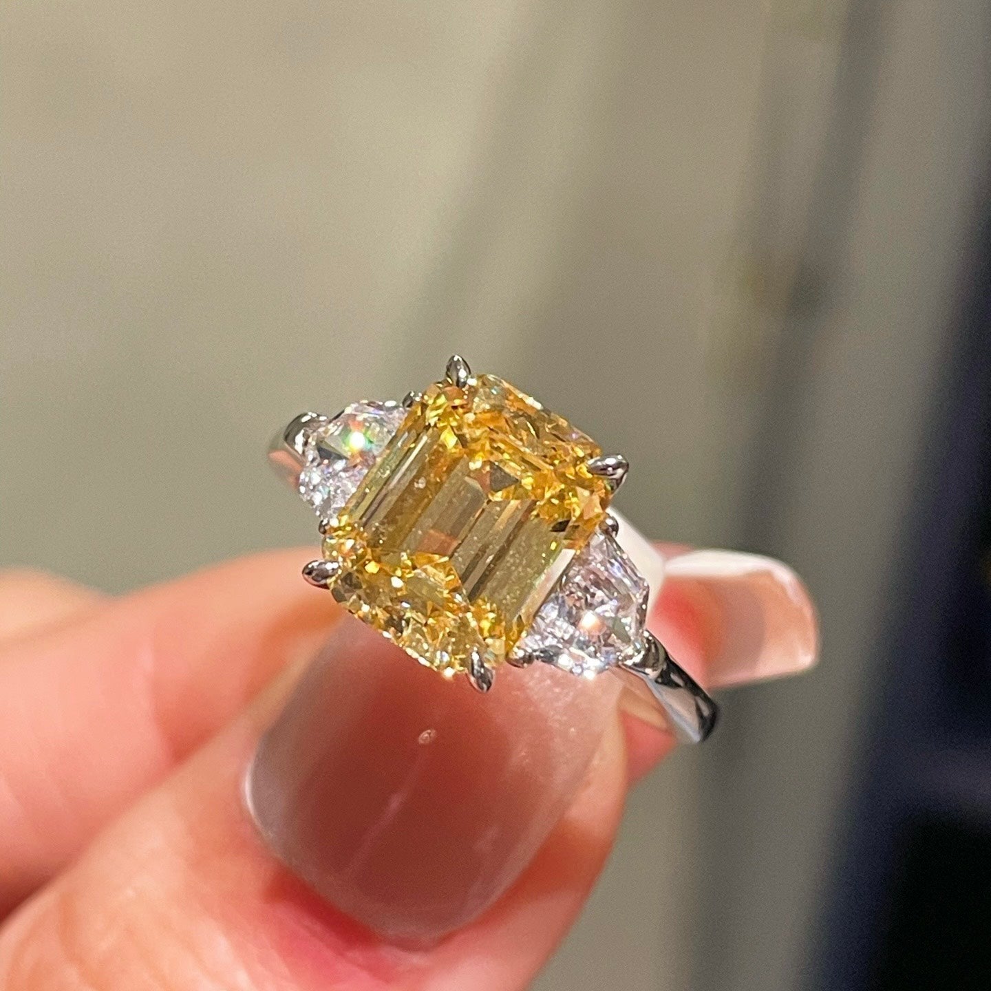 Golden Maze Tower - Cut Yellow Diamond Ring - floysun