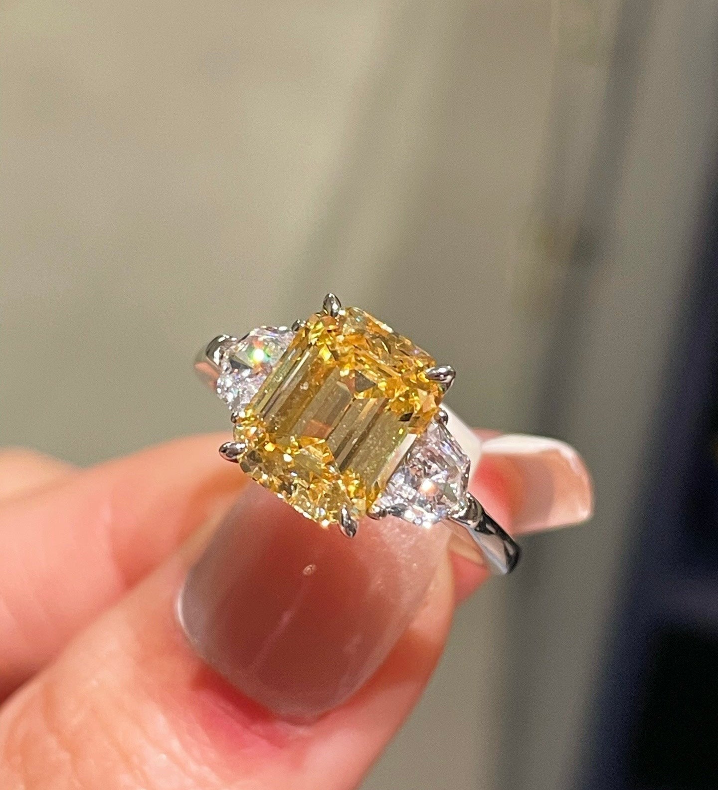 Golden Maze Tower - Cut Yellow Diamond Ring - floysun