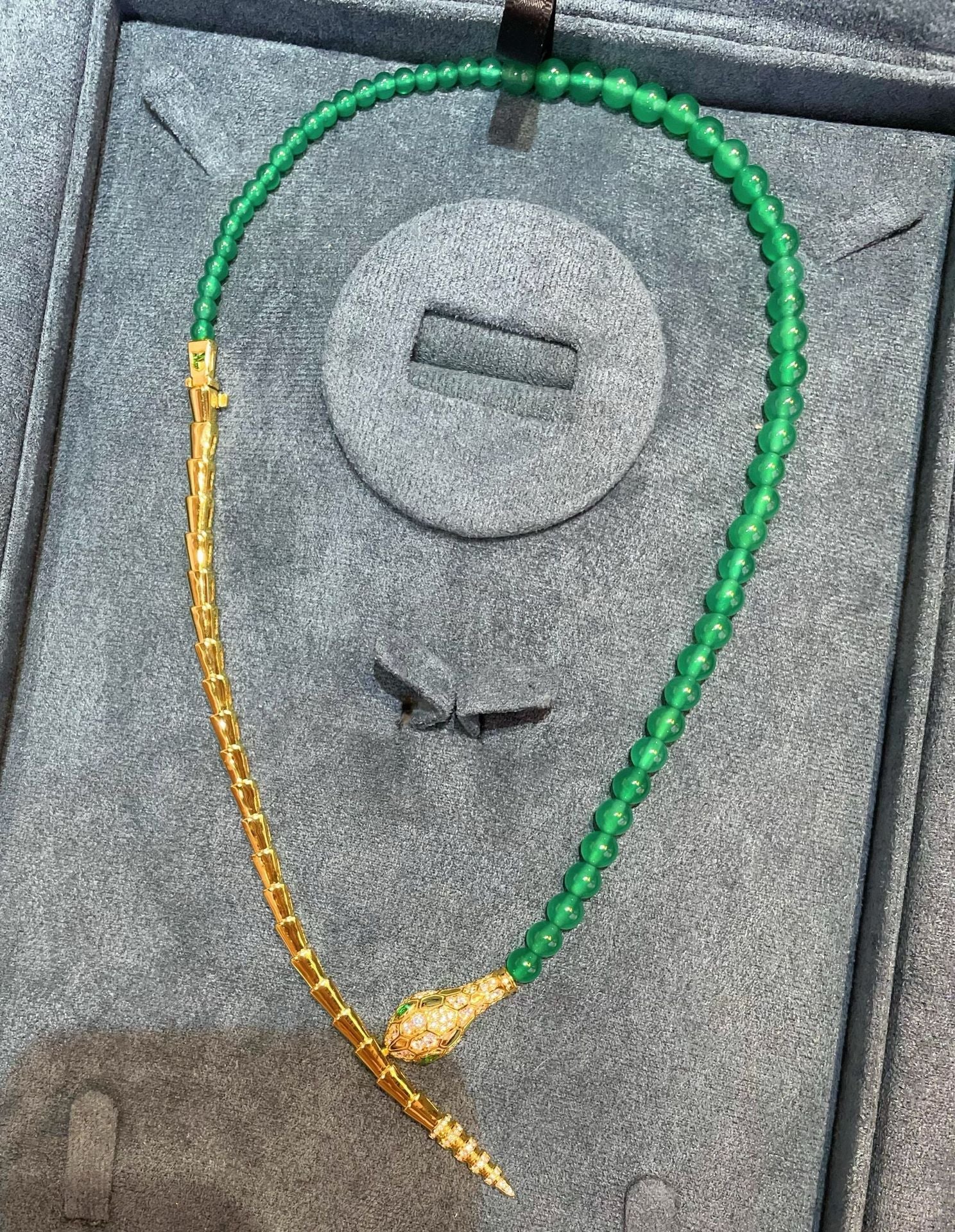 Golden Serpent Red Chalcedony Bead Necklace - floysun