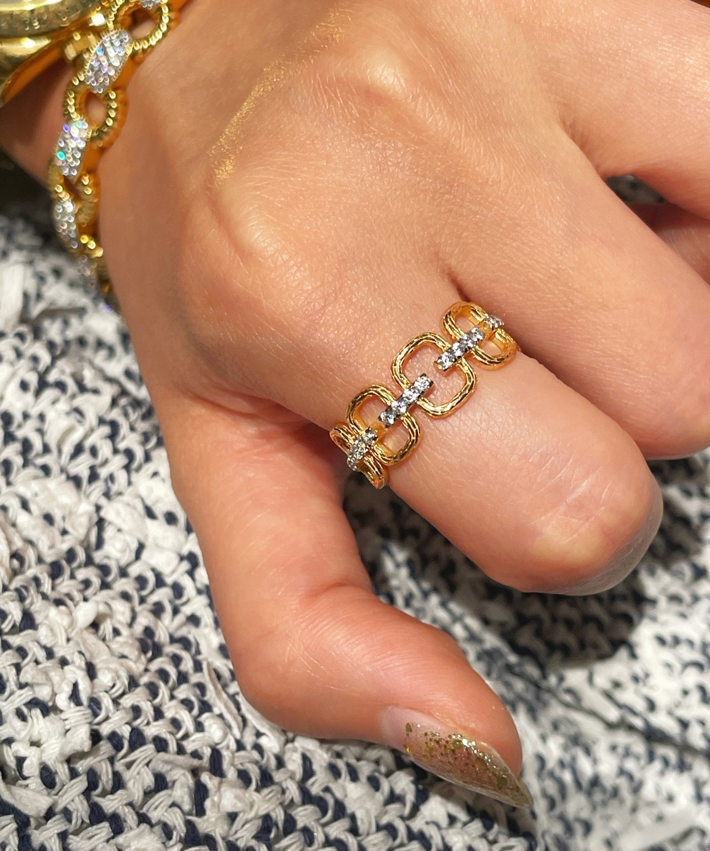 Golden Vinework Filigree Open Ring - floysun