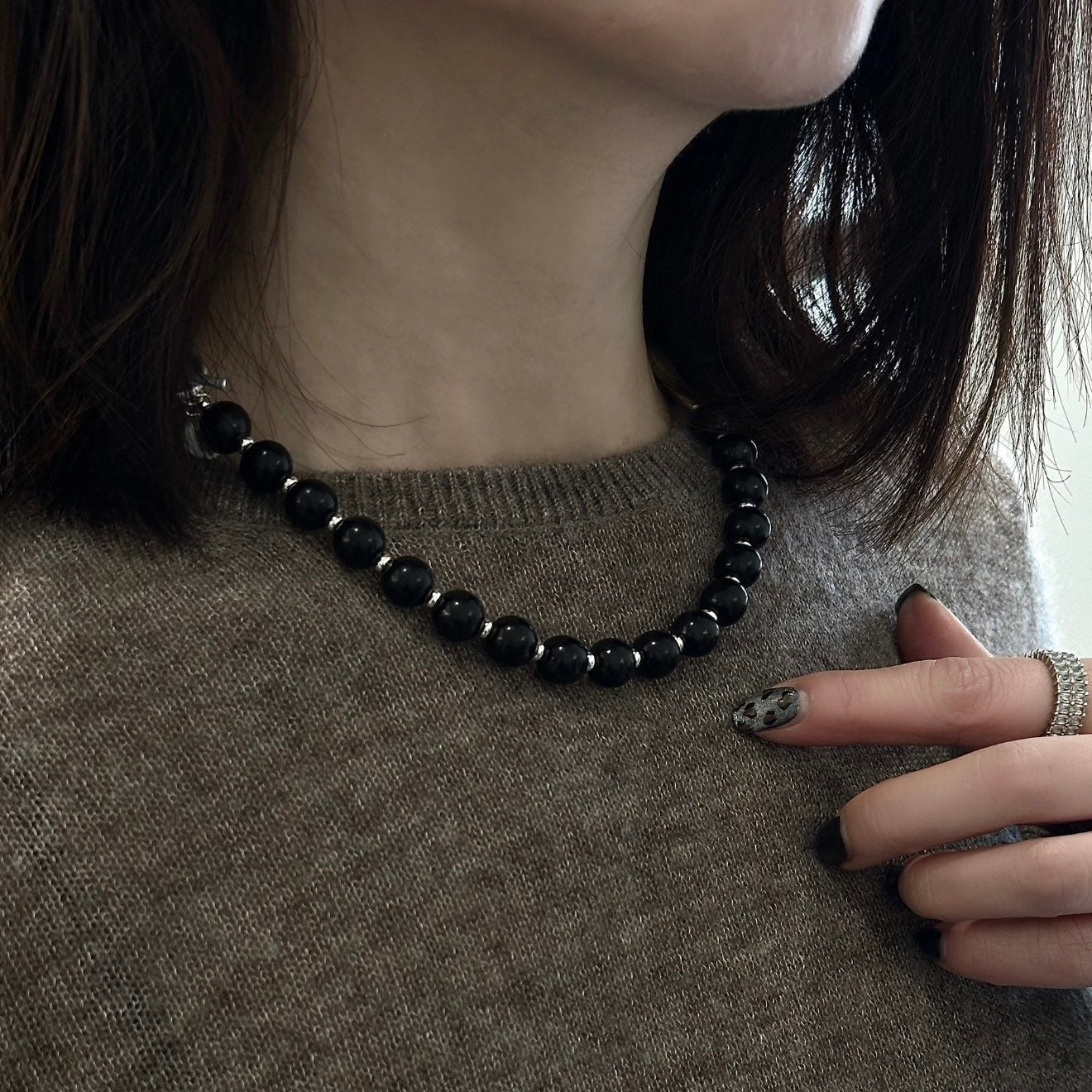 Graduated Black Ebony Wood and Brushed Silver Beaded Necklace - floysun